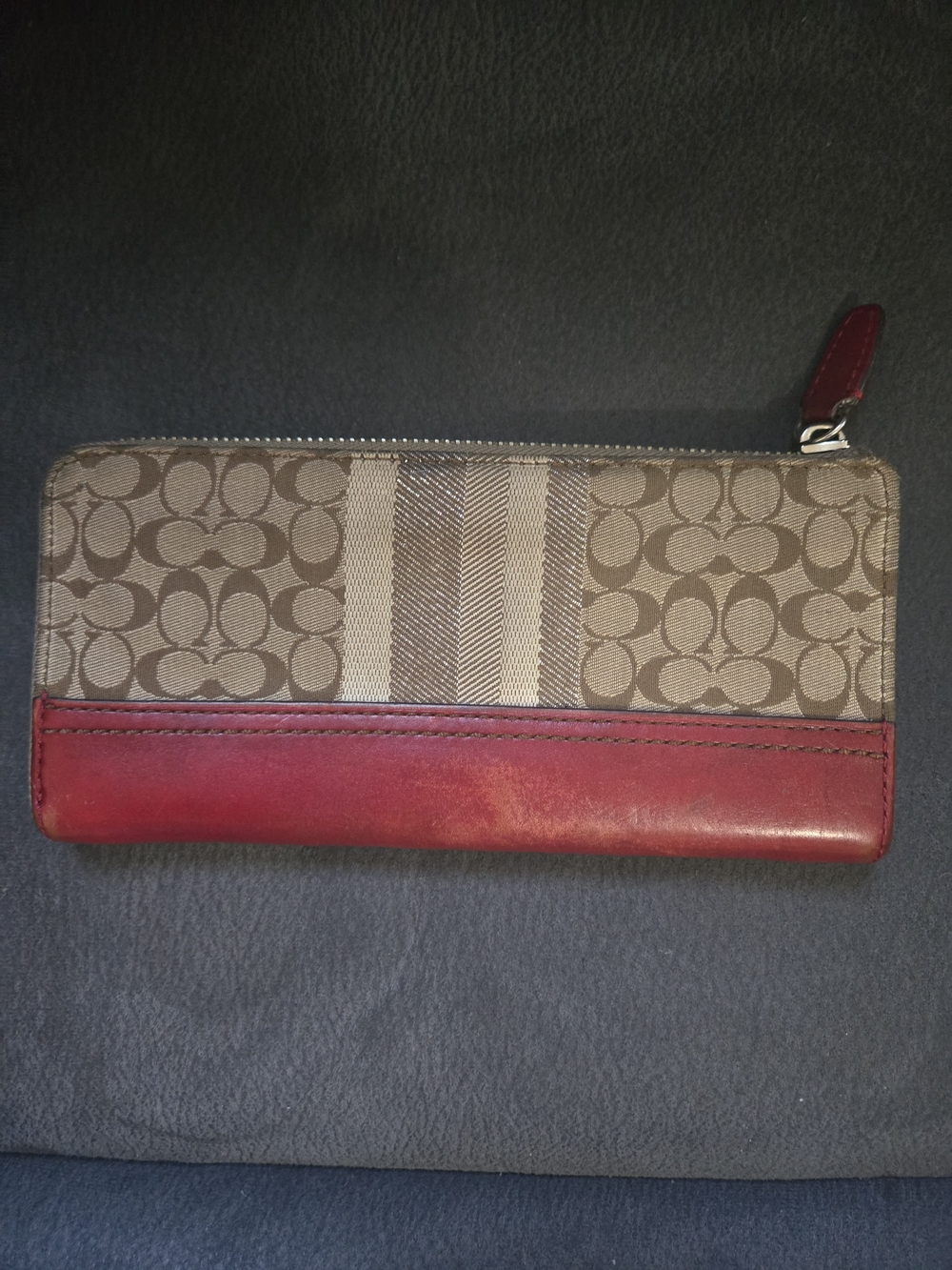 Coach Khaki/Chalk Signature Zip Wallet with Red Trim